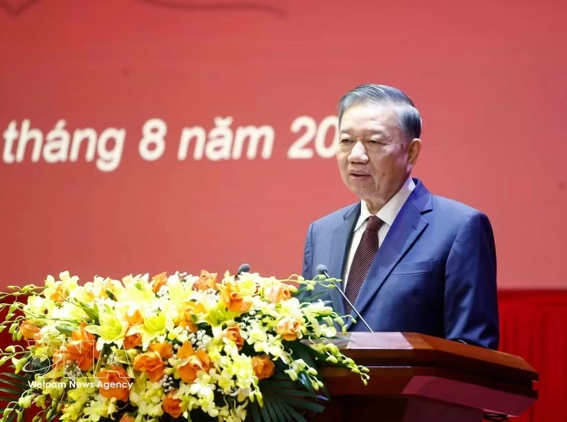 Party General Secretary, President To Lam attends opening of knowledge update for members of 14th Party Central Committee