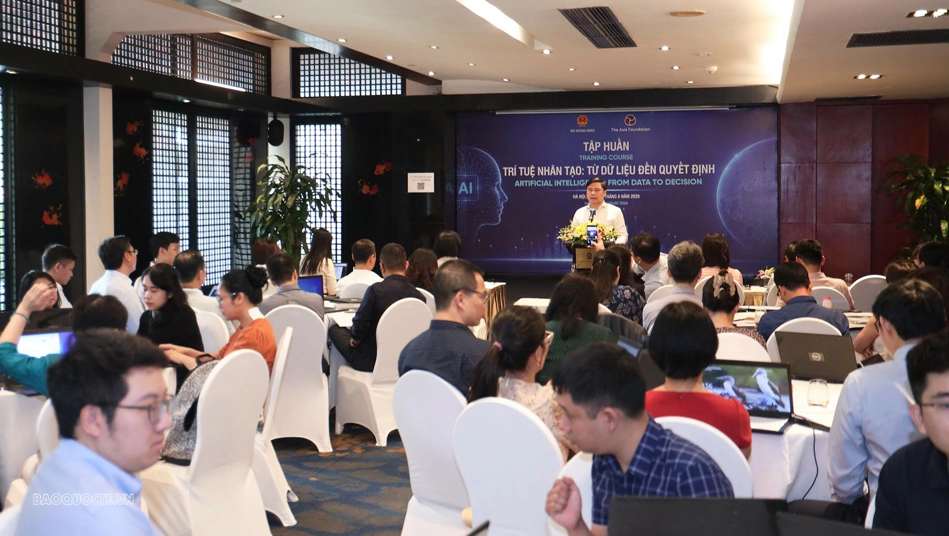Ministry of Foreign Affairs holds training course 'Artificial Intelligence: From Data to Decision'