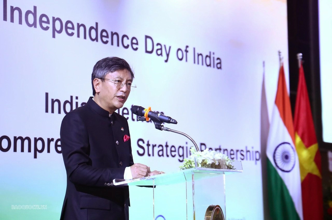 Foreign Minister Le Hoai Trung attends reception marking India’s 80th Independence Day Foreign Minister Le Hoai Trung attends reception marking India’s 80th Independence Day