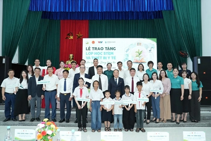 Tập đoàn Stavian triển khai Dự án Stavian Group launches the CSR project 'Nurturing hope – Building the future', donates STEM classroom and medical equipment in Bac Ninh province
