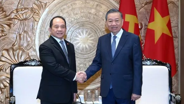General Secretary, President To Lam hosts Philippine National Security Adviser in Hanoi
