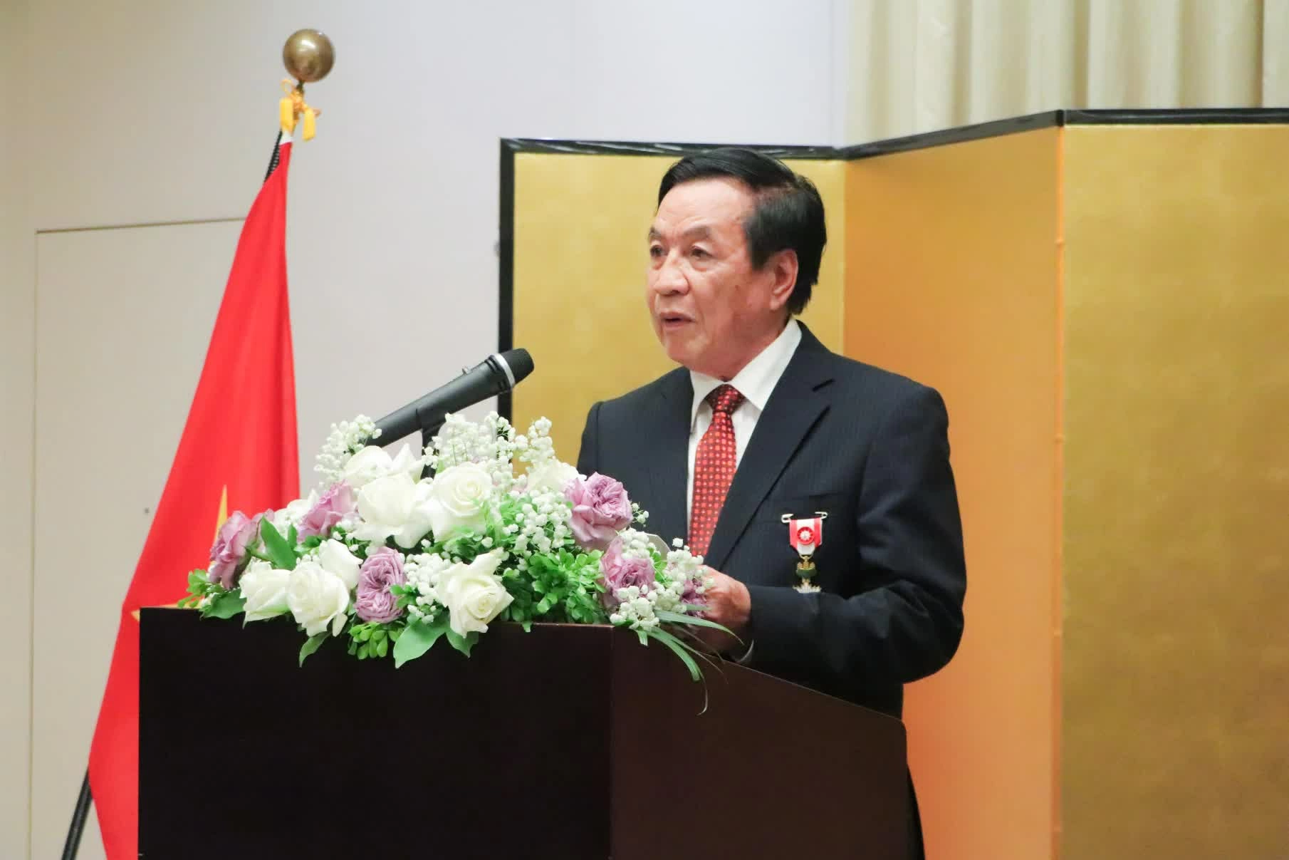 Dr. Nghiem Viet Huong receives Order of the Rising Sun, marking a journey of fostering Vietnam-Japan friendship
