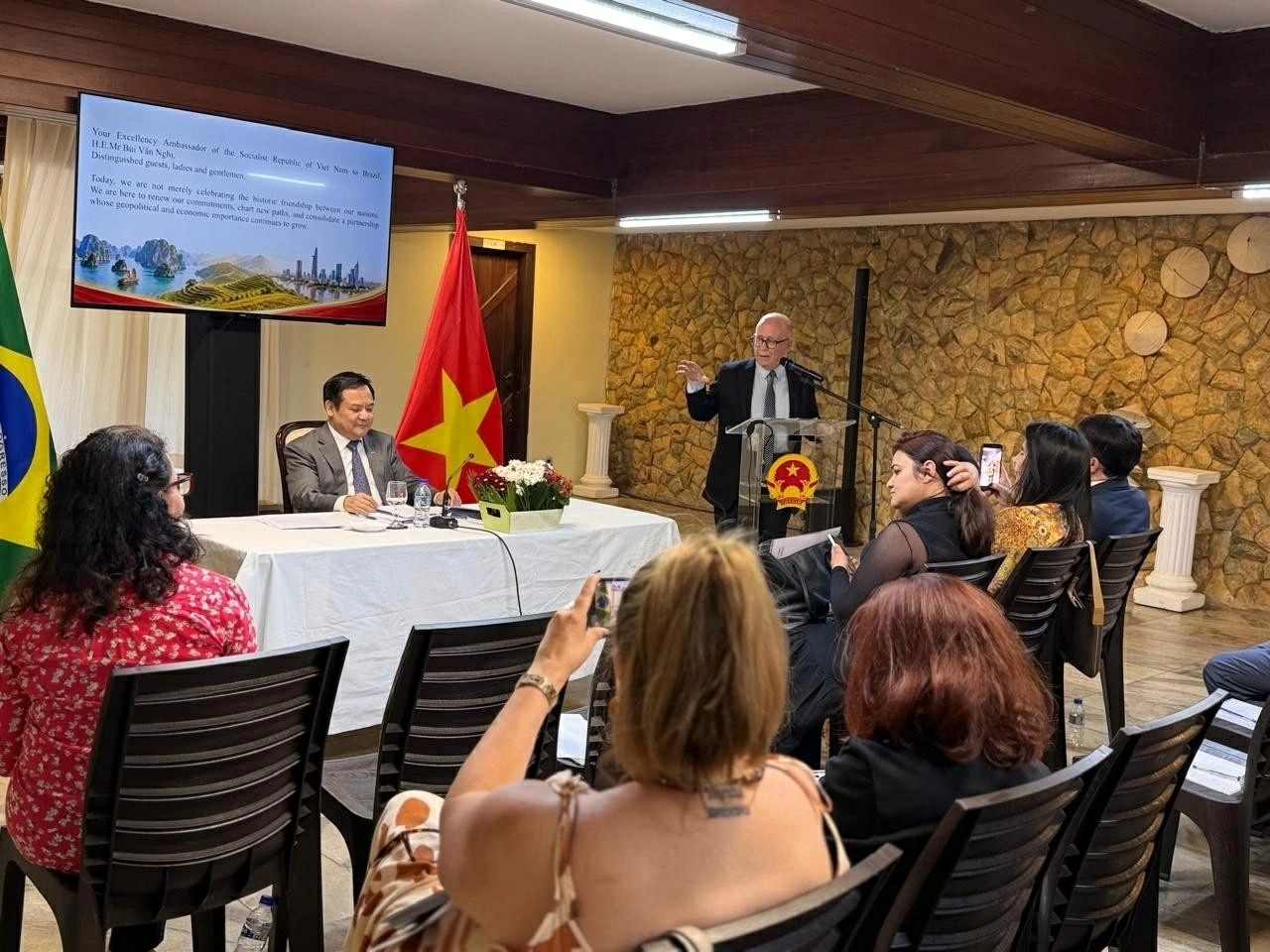 Vietnamese Embassy in Brazil organizes 2026 annual Press Conference