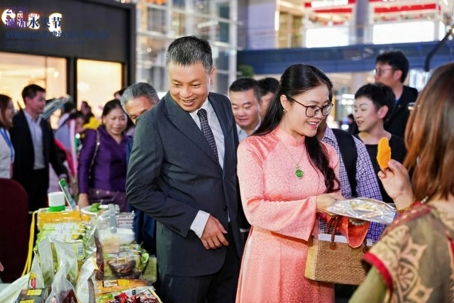 Consul General Nghiem Viet Chung promotes Vietnam-Yunnan trade connection