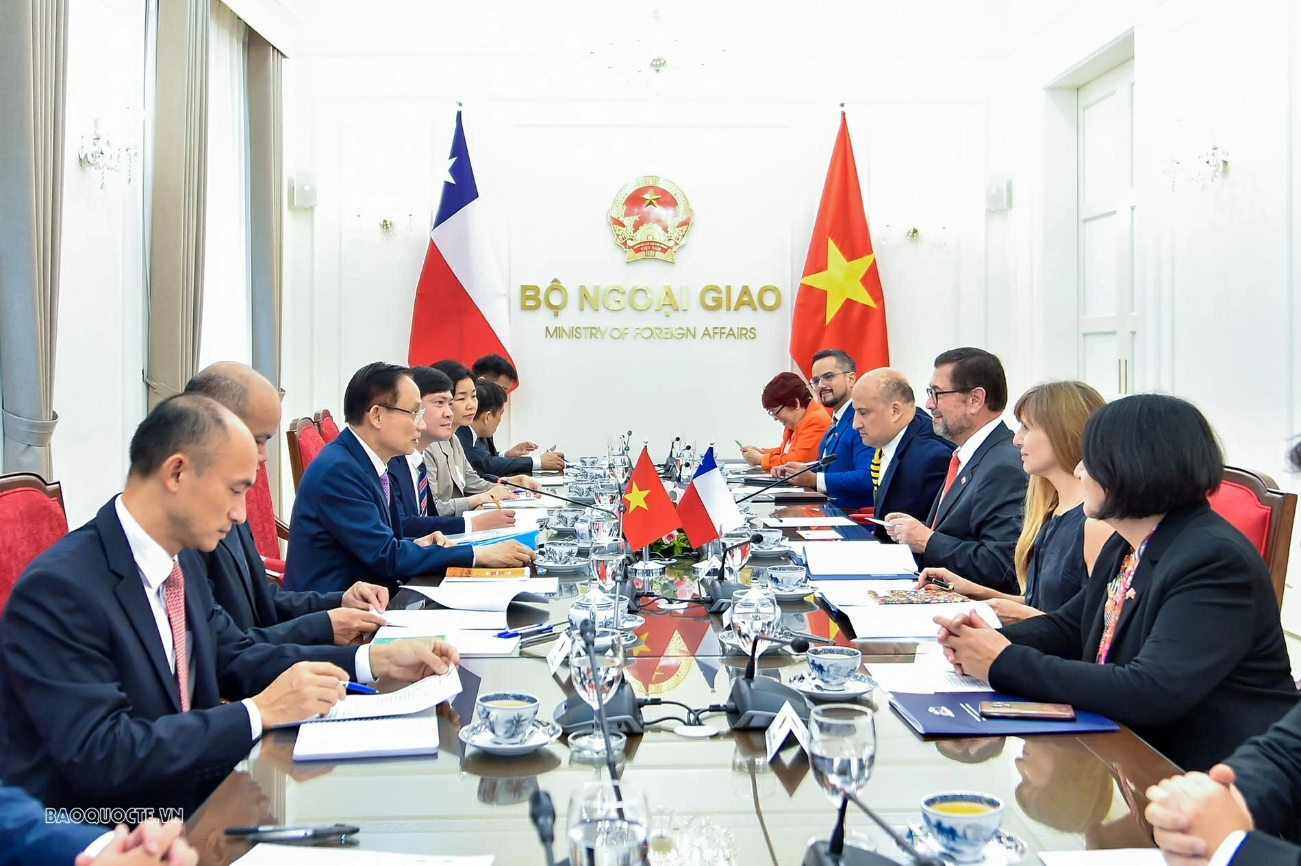 Politburo Member, Foreign Minister Le Hoai Trung holds talks with Chilean counterpart Francisco Pérez Mackenna Politburo Member, Foreign Minister Le Hoai Trung holds talks with Chilean counterpart Francisco Pérez Mackenna