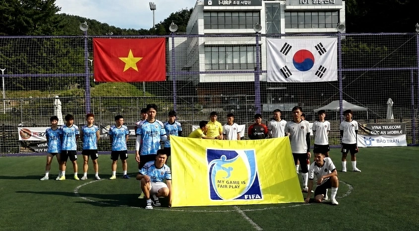 Futsal Tournament connects Vietnamese business community in Busan