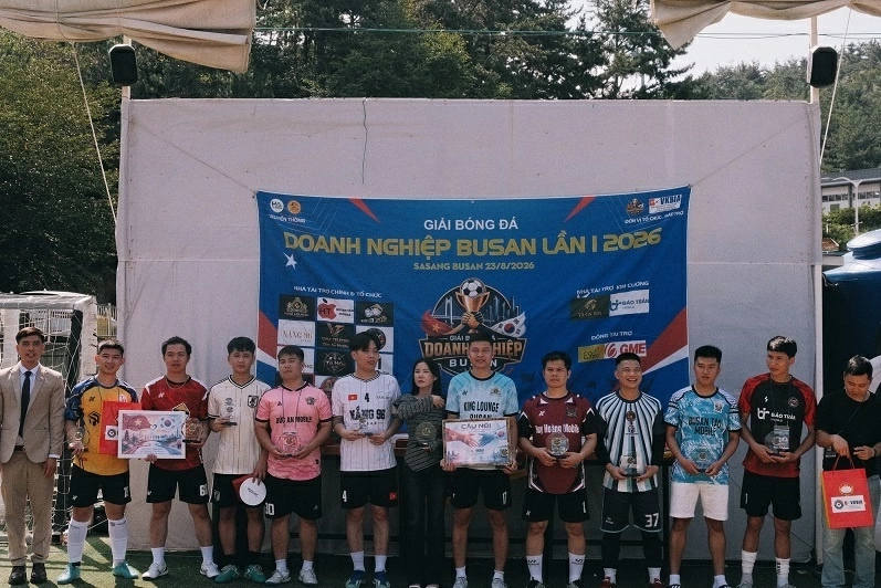 Futsal Tournament connects Vietnamese business community in Busan