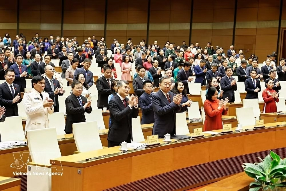 16th National Assembly wraps up first extraordinary session 16th National Assembly wraps up first extraordinary session
