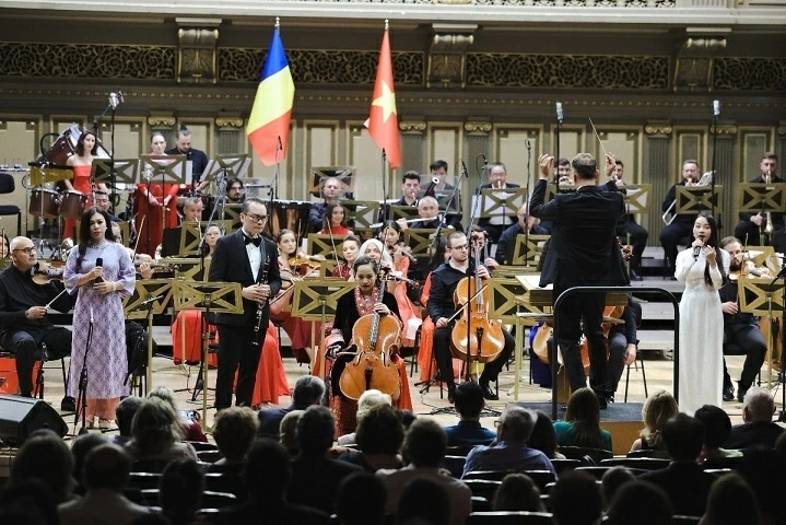 Impressive Friendship Concert celebrating Vietnam's National Day in Romania Impressive Friendship Concert celebrating Vietnam's National Day in Romania