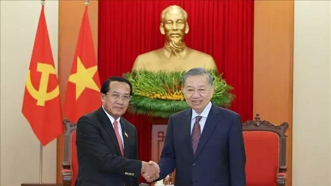 General Secretary, President To Lam: Vietnam gives highest priority to strengthening relations with Laos