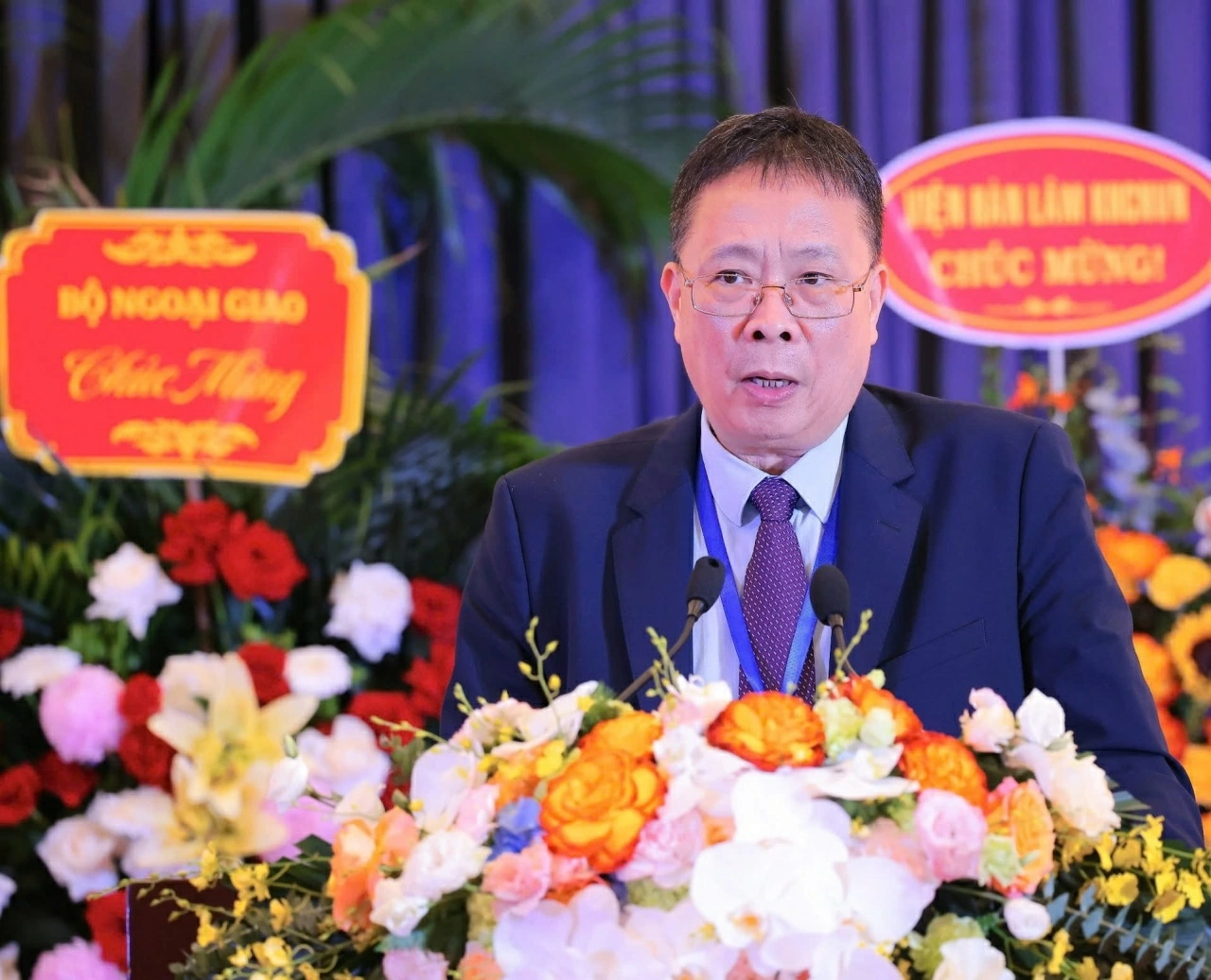 Professor Chau Van Minh elected as President of the Vietnam Union of Science and Technology Associations