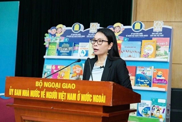 Connecting Vietnamese language guardians abroad