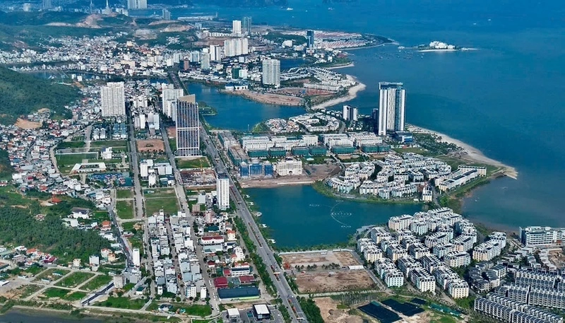 Quang Ninh: A 40-year journey of renewal, paving the way to becoming a centrally-governed city