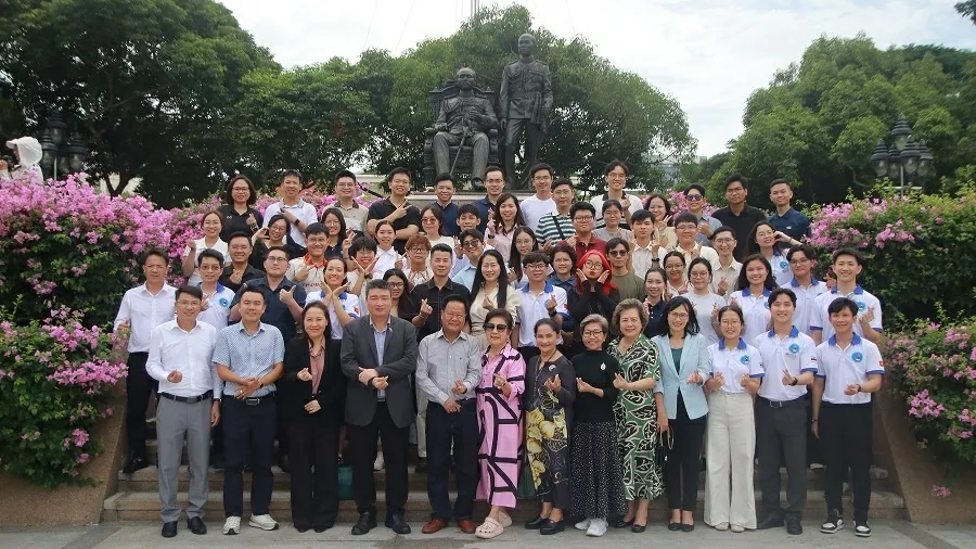 Vietnamese students in Thailand aim for a new journey