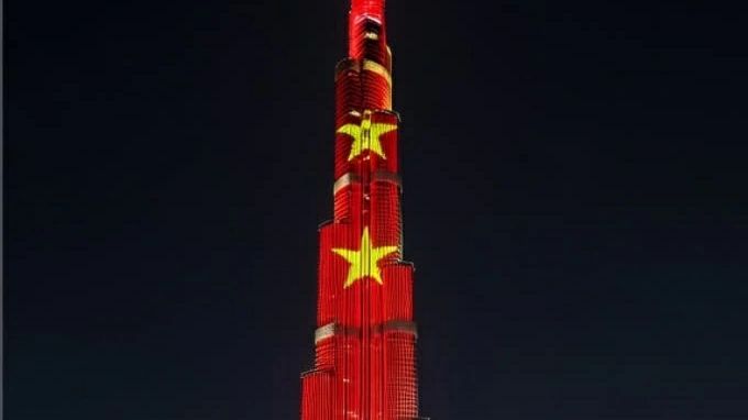 UAE Leaders send congratulations on Vietnam's National Day, Burj Khalifa illuminated with Vietnamese national flag