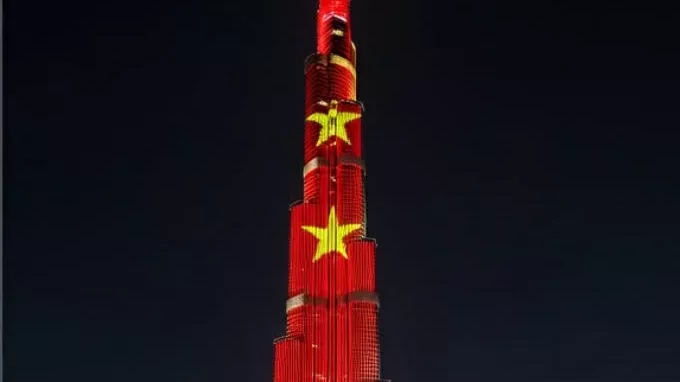 UAE Leaders send congratulations on Vietnam's National Day, Burj Khalifa illuminated with Vietnamese national flag