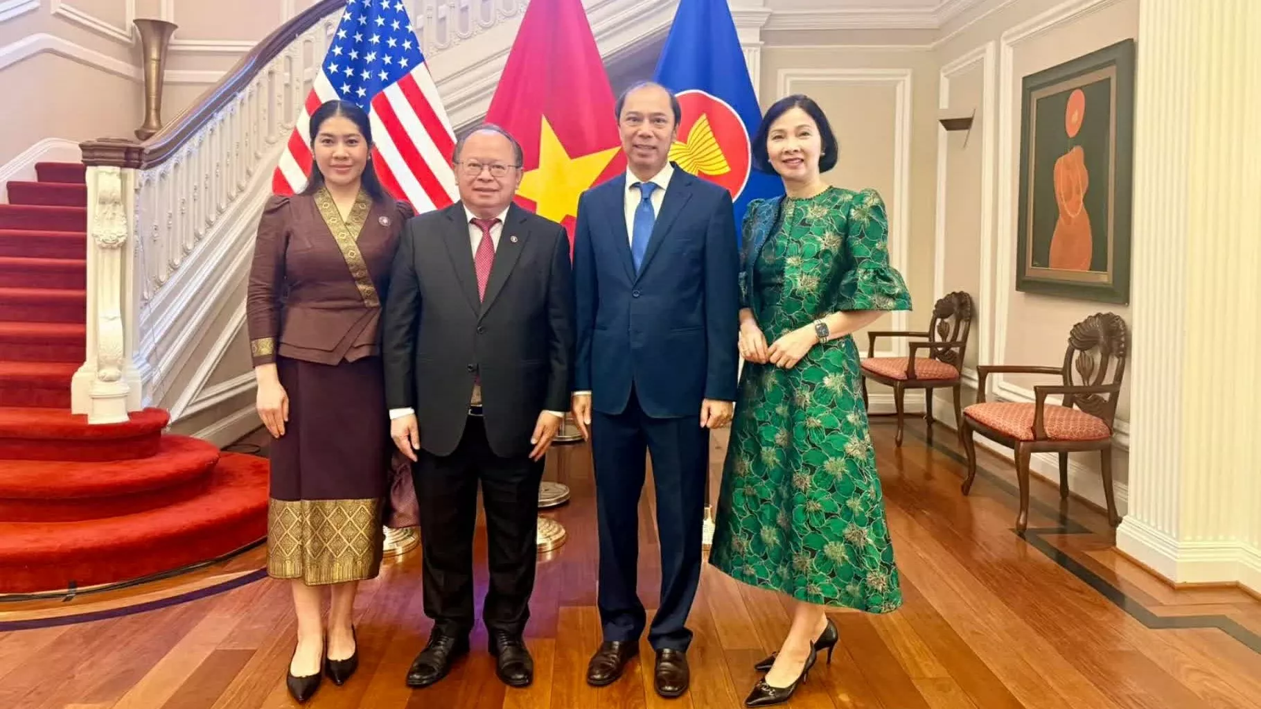 Lao Embassy congratulates Vietnam on National Day, highlights Vietnam-Laos special solidarity in Washington, D.C.