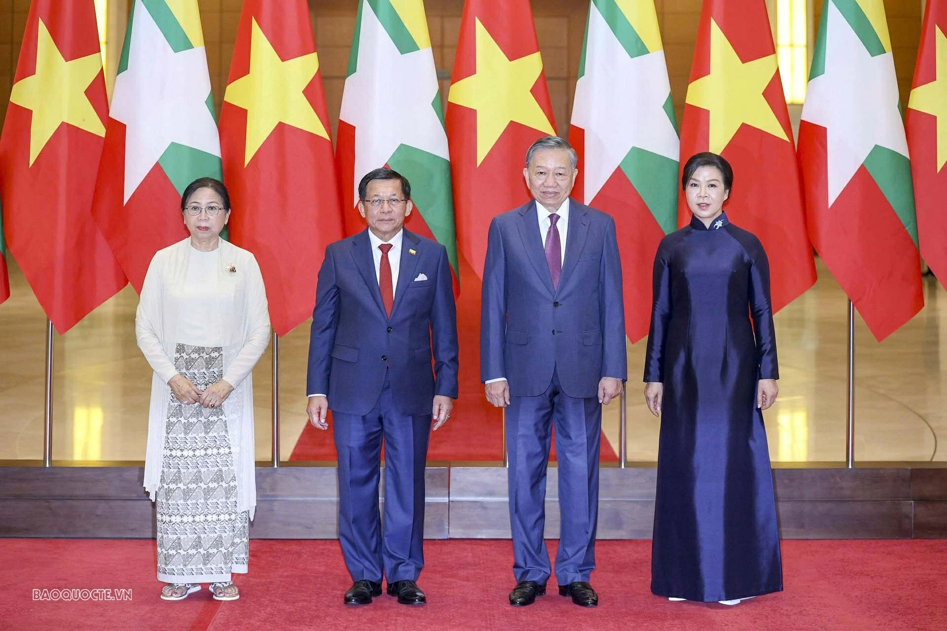Welcome ceremony held for President of Myanmar Min Aung Hlaing and spouse in Hanoi
