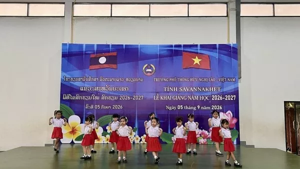 Vietnamese Consul General in Savannakhet attends Opening Ceremony of 2026–2027 Academic Year at Laos-Vietnam Friendship School