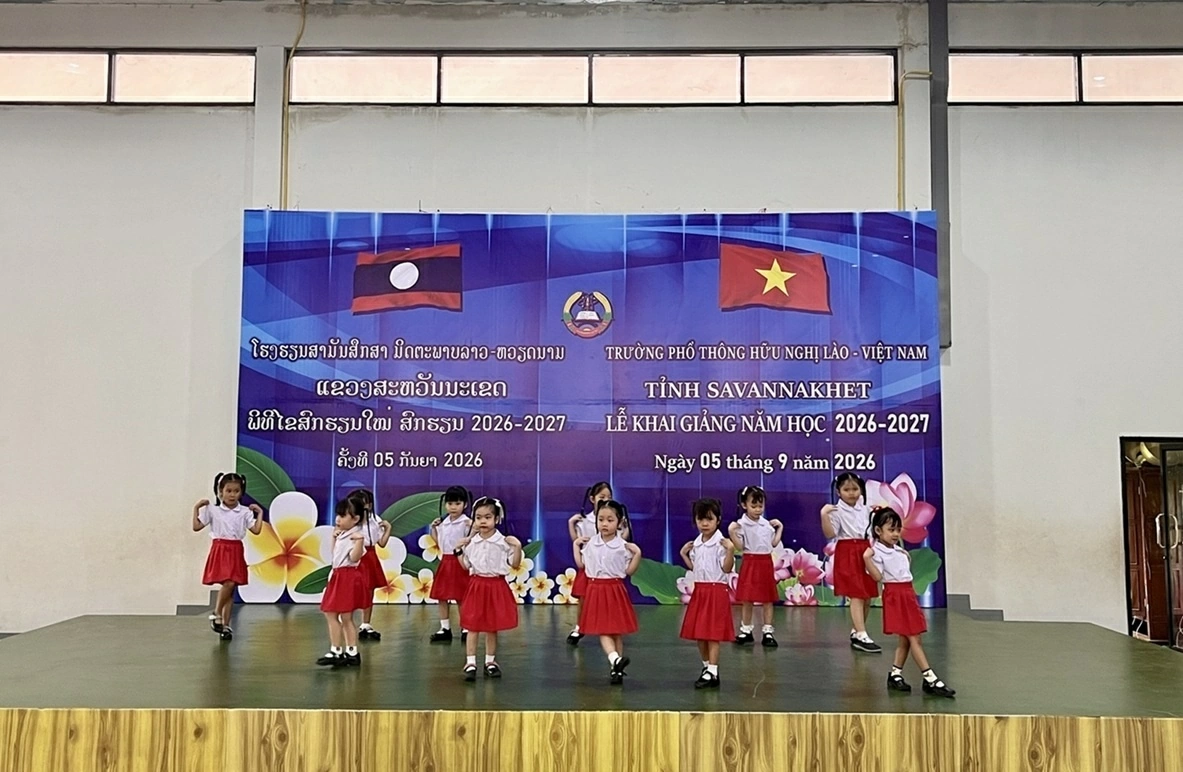 Vietnamese Consul General in Savannakhet attends Opening Ceremony of 2026–2027 Academic Year at Laos-Vietnam Friendship School