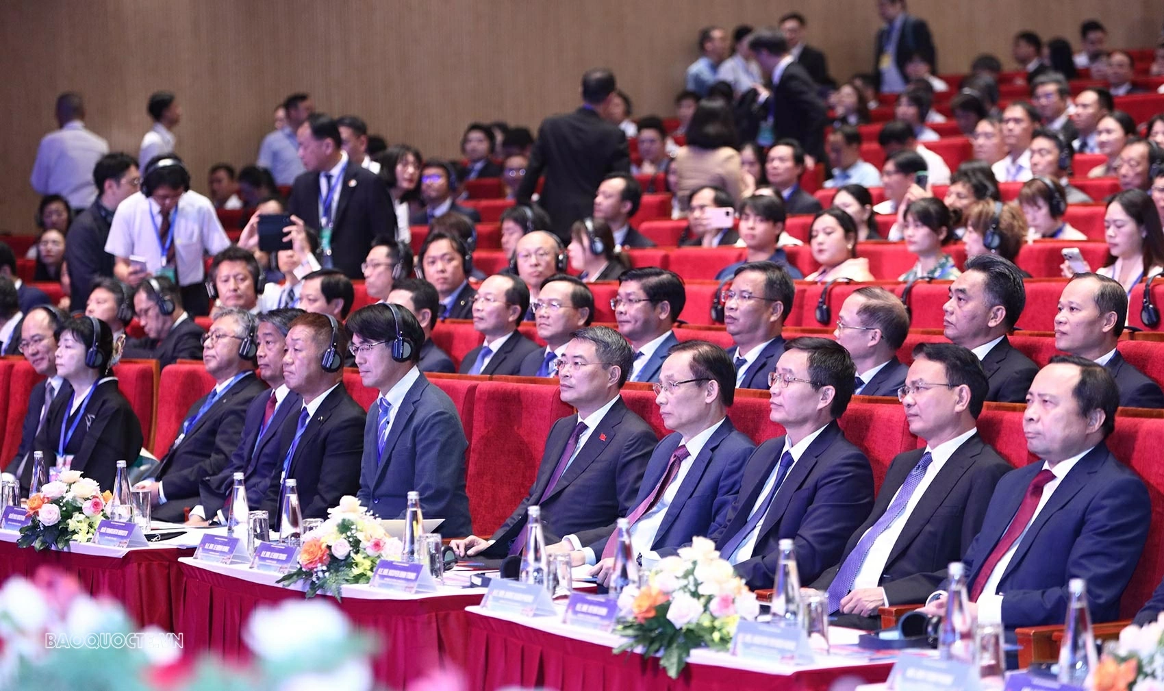 PM Le Minh Hung: Vietnam-Japan localities and businesses should shift from cooperation to co-creation, from technology transfer to joint development