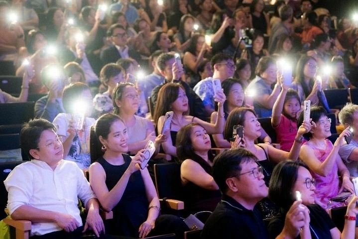 A symphony of three generations and Vietnamese cultural imprint in the Lion City Singapore A symphony of three generations and Vietnamese cultural imprint in the Lion City Singapore