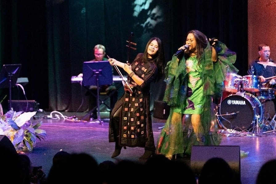 A symphony of three generations and Vietnamese cultural imprint in the Lion City Singapore A symphony of three generations and Vietnamese cultural imprint in the Lion City Singapore