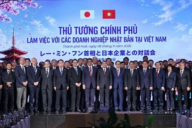 Prime Minister Le Minh Hung pledges to fully address legitimate concerns of Japanese enterprises