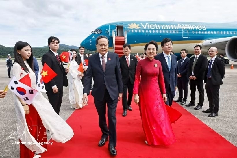 National Assembly President Tran Thanh Man begins official visit to RoK