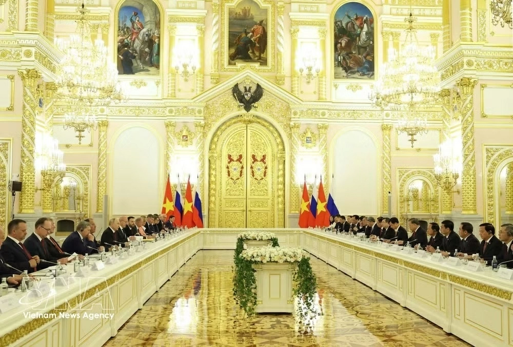 Vietnam, Russia leaders hold talks, agree on major orientations for advancing relations Vietnam, Russia leaders hold talks, agree on major orientations for advancing relations