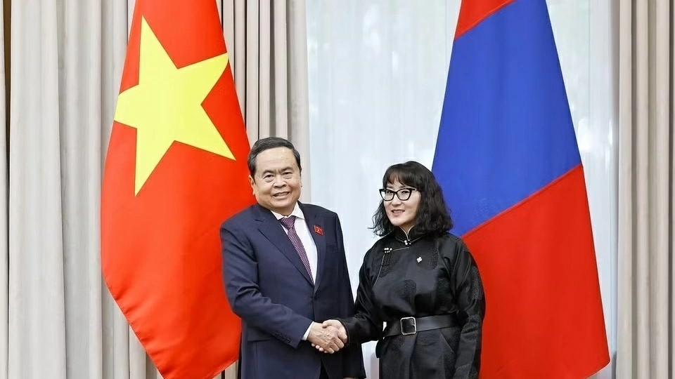 National Assembly President Tran Thanh Man receives Mongolia–Vietnam Parliamentary Friendship Group leader
