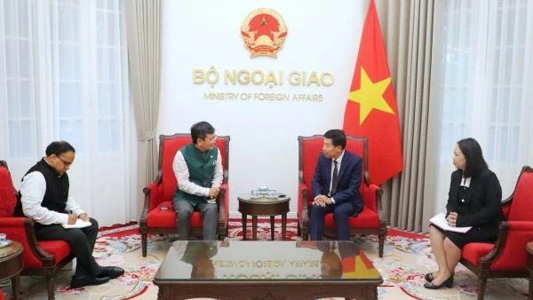 Concrete high-level commitments, creating new momentum for Vietnam - India relations