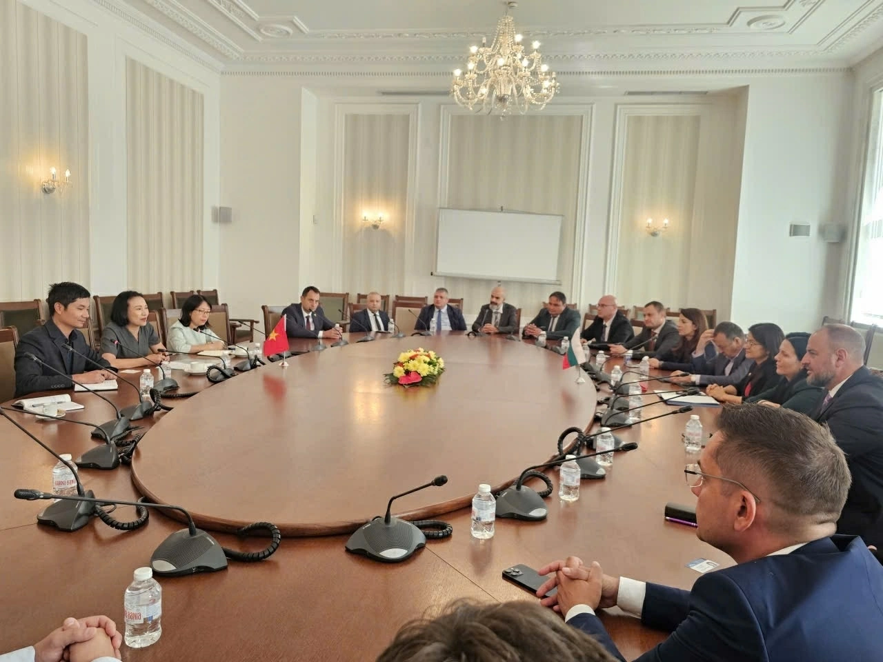 Ambassador Nguyen Thi Minh Nguyet: Vietnam and Bulgaria promote parliamentary cooperation, advancing strategic partnership
