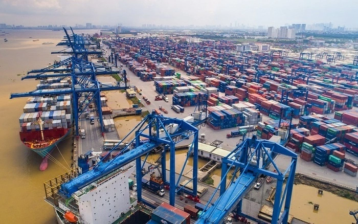 FD 2026: Developing a modern - green - smart port system to become a key growth driver for Ho Chi Minh City
