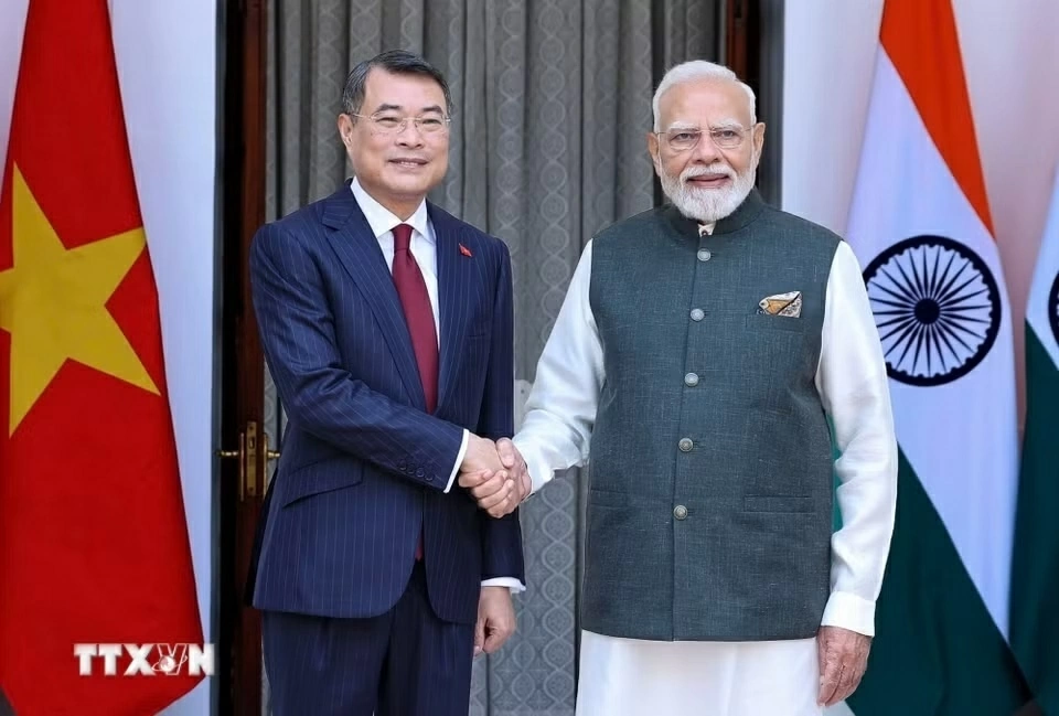 Prime Minister Le Minh Hung holds talks with Indian Prime Minister Narendra Modi