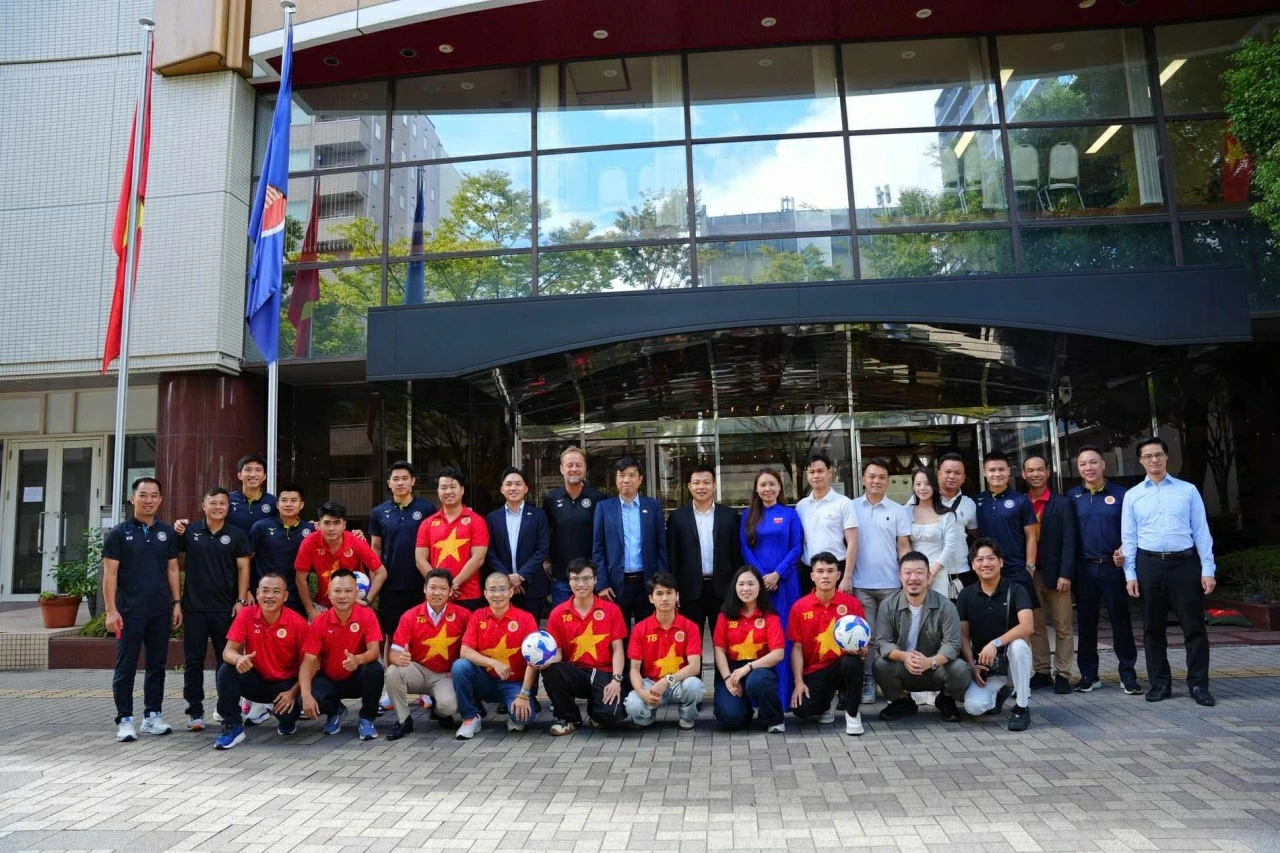 Vietnamese community in Japan 'ignites spirit' for Hanoi Police FC ahead of major match