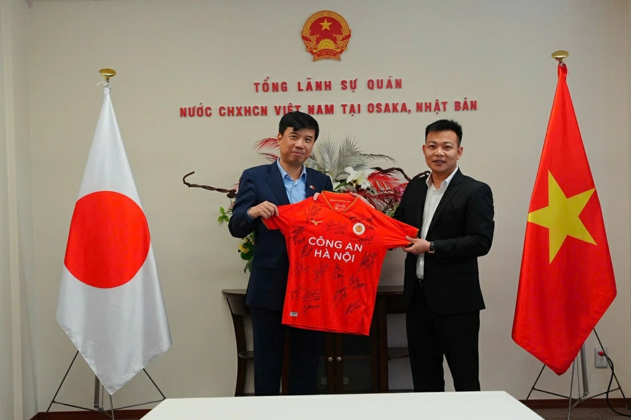 Vietnamese community in Japan 'ignites spirit' for Hanoi Police FC ahead of major match