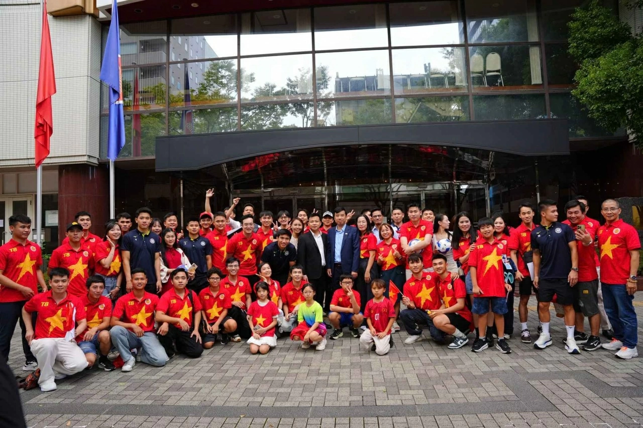 Vietnamese community in Japan 'ignites spirit' for Hanoi Police FC ahead of major match