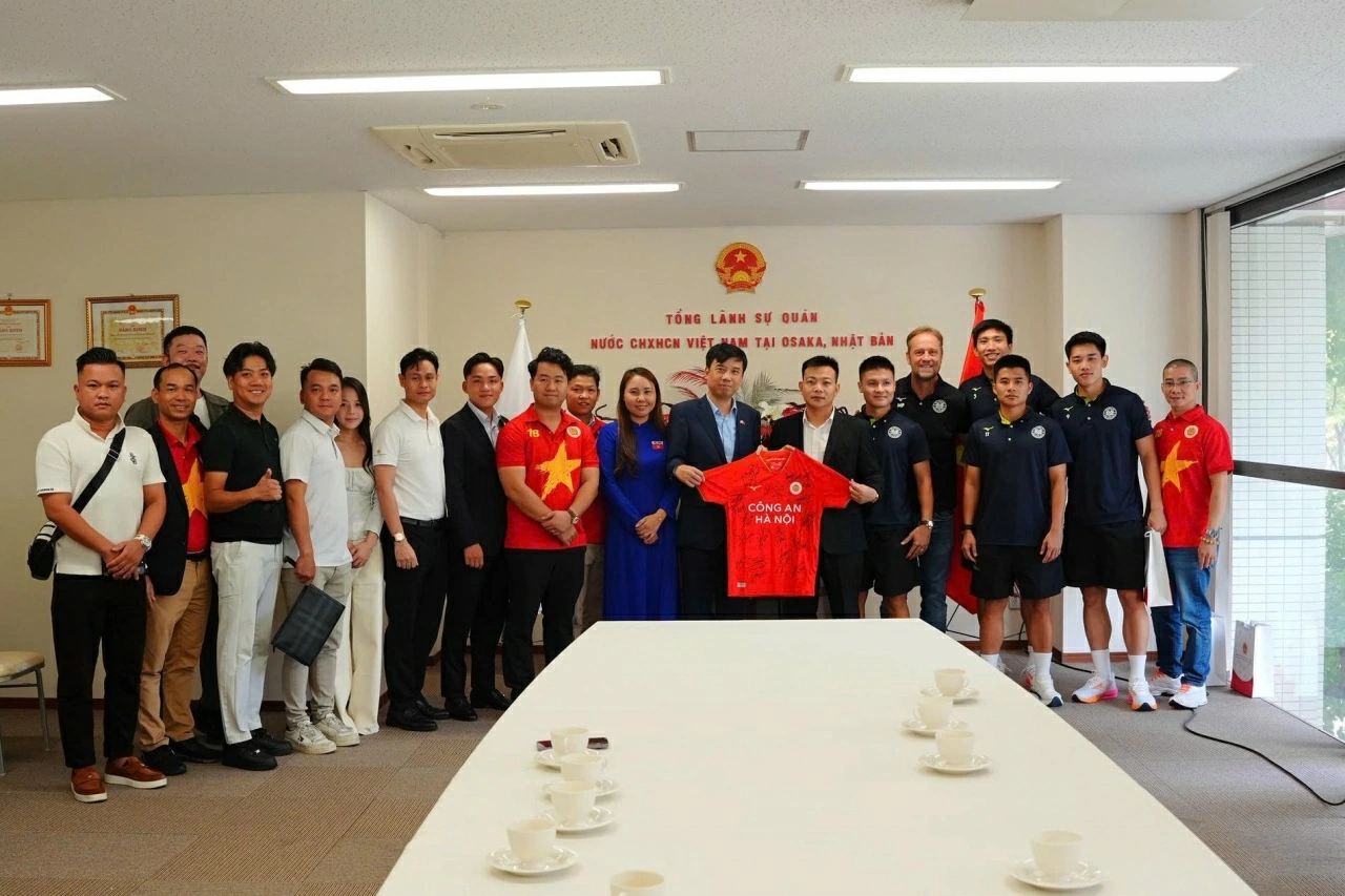 Vietnamese community in Japan 'ignites spirit' for Hanoi Police FC ahead of major match