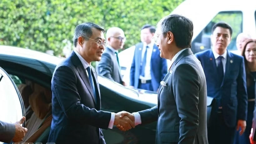 Prime Minister Le Minh Hung wraps up working trip to India