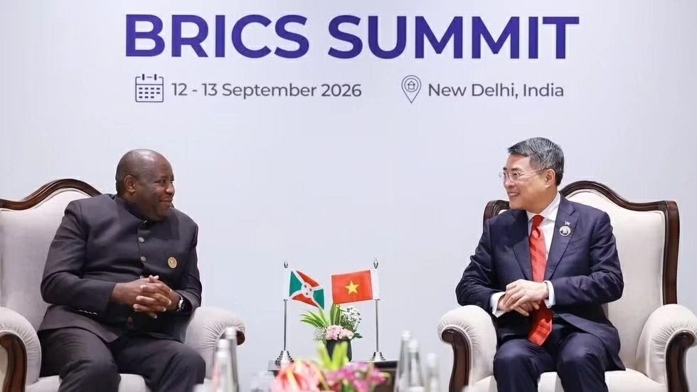 Vietnam attaches importance to promoting friendly relations, cooperation with Burundi: PM