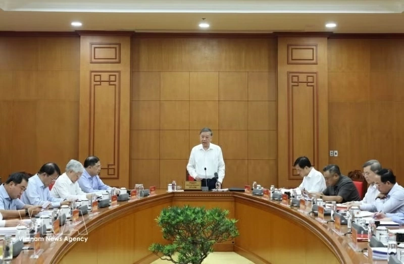 Party General Secretary, President To Lam calls for clearer rules on Party members engaged in private business Party General Secretary, President To Lam calls for clearer rules on Party members engaged in private business