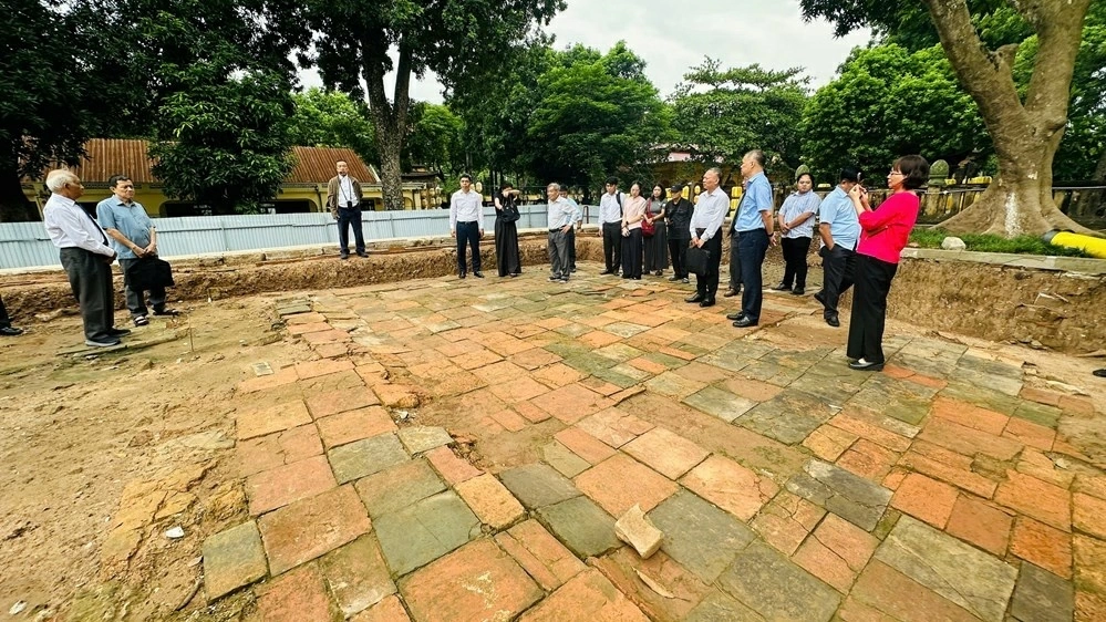 Seminar highlights vestiges of Kinh Thien Main Hall through 1,300 years of history