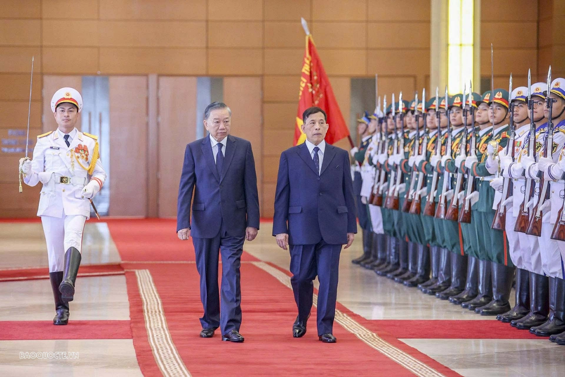 Party General Secretary, President To Lam hosts welcome ceremony for King and Queen of Thailand in Hanoi