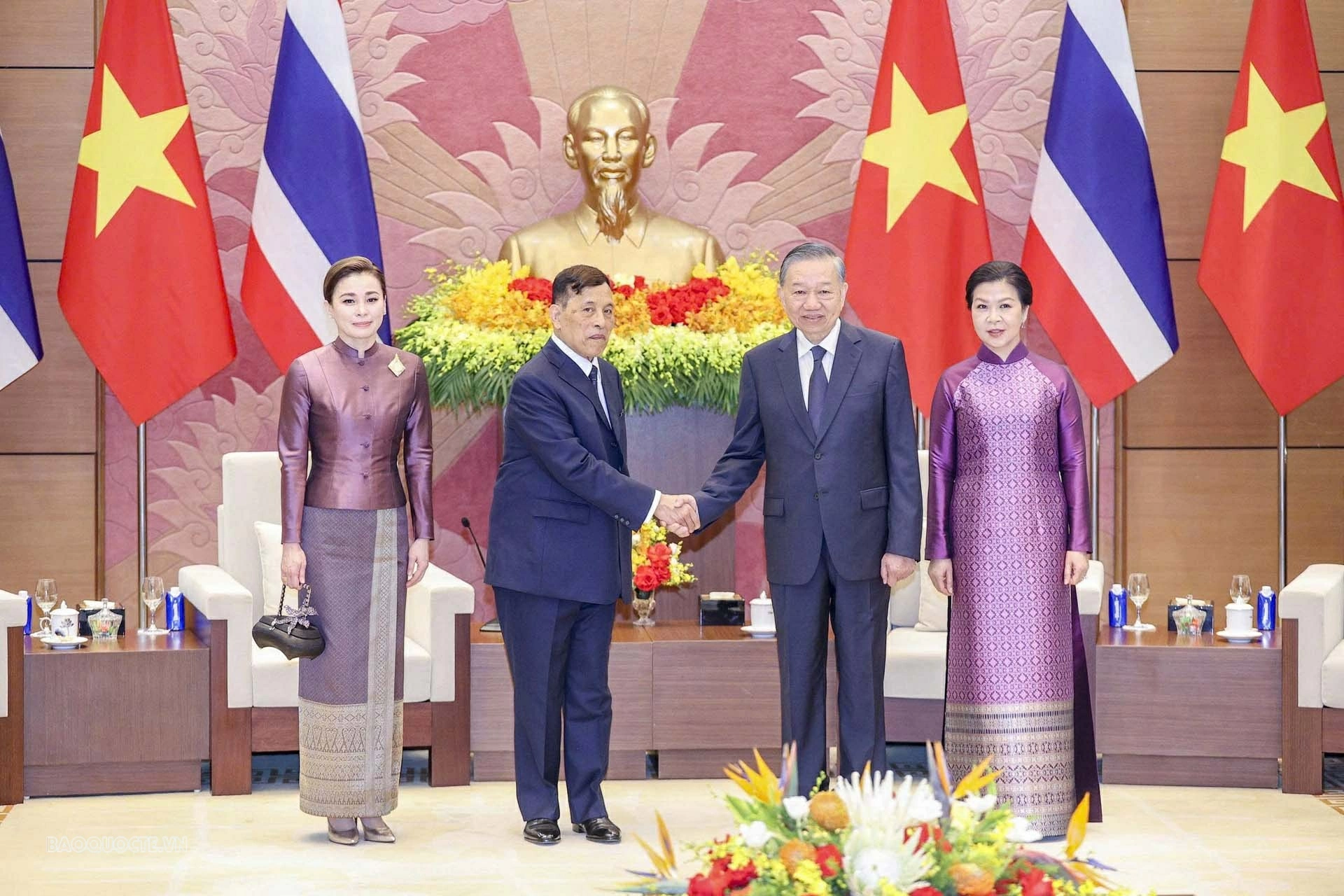 Party General Secretary, President To Lam hosts welcome ceremony for King and Queen of Thailand in Hanoi