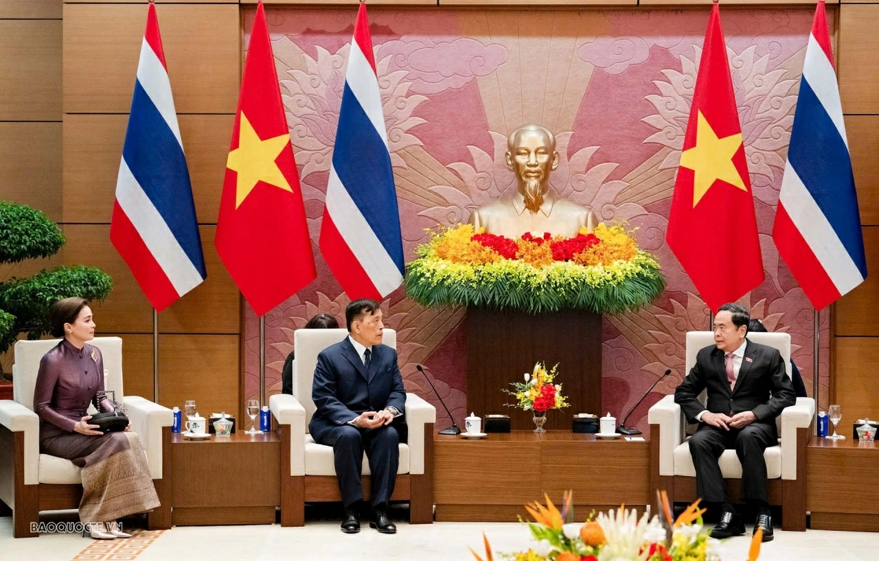 National Assembly President Tran Thanh Man meets with King of Thailand in Hanoi National Assembly President Tran Thanh Man meets with King of Thailand in Hanoi