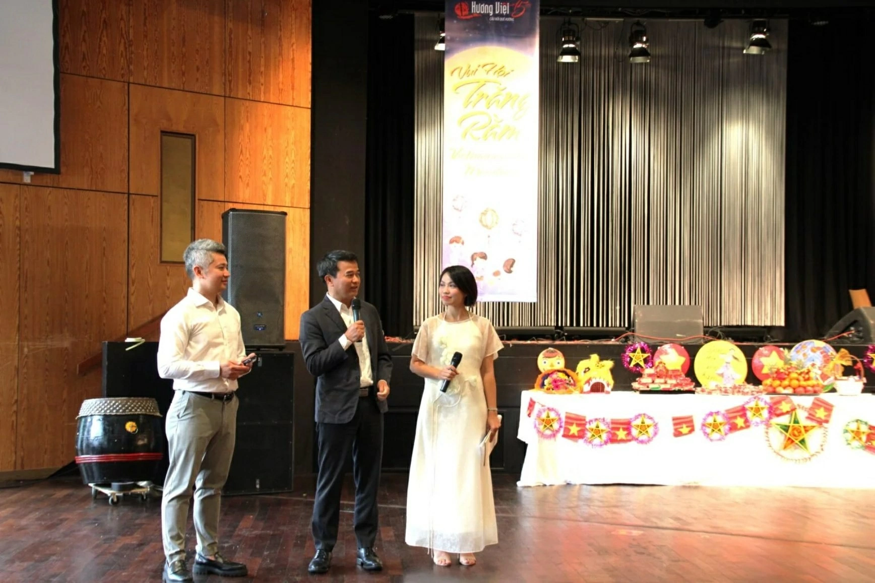 Mid-Autumn Festival 2026 – Strengthening community bonds, spreading Vietnamese culture in Germany Mid-Autumn Festival 2026 – Strengthening community bonds, spreading Vietnamese culture in Germany