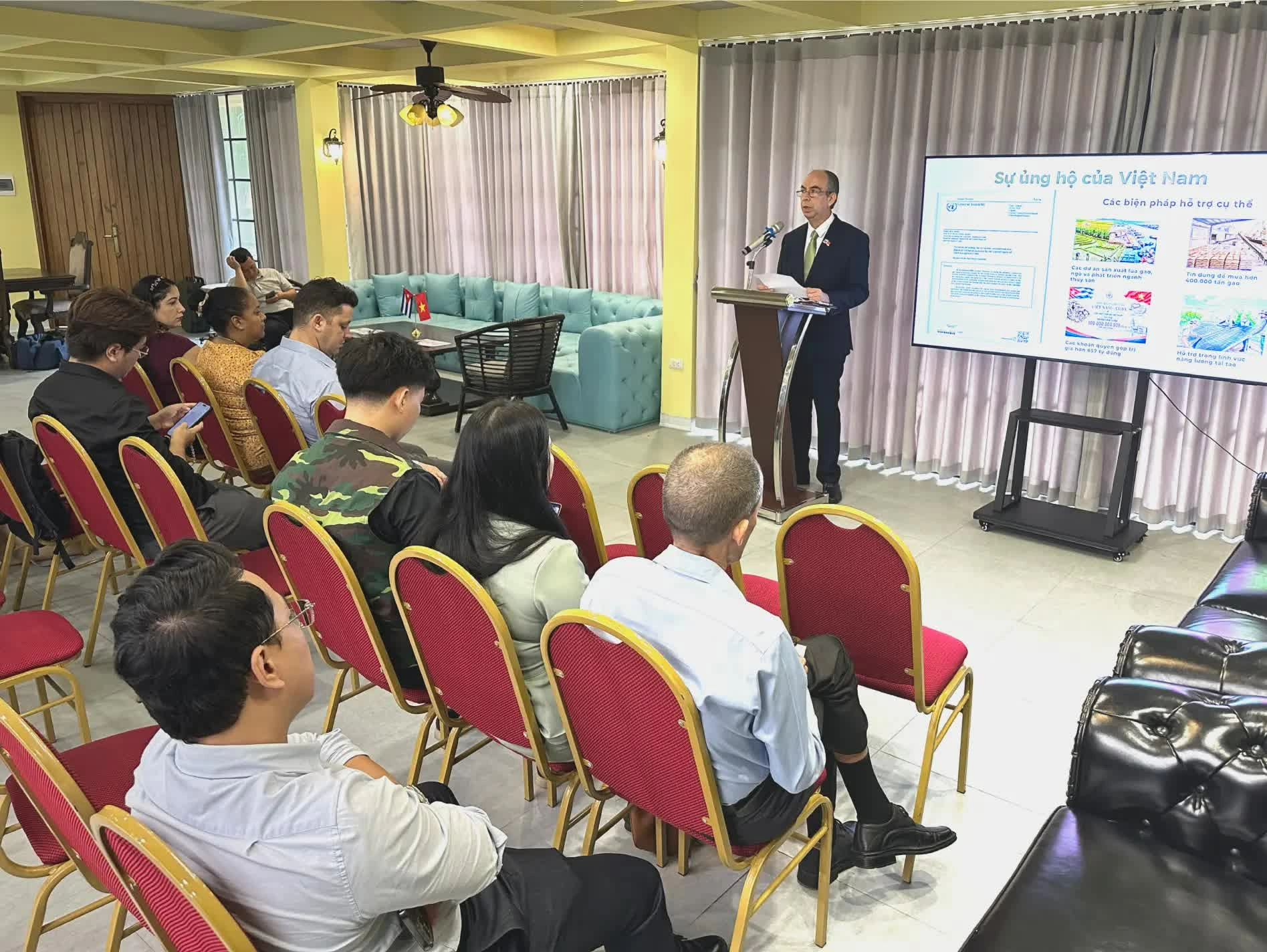 Cuban Ambassador appreciates Vietnam's solidarity