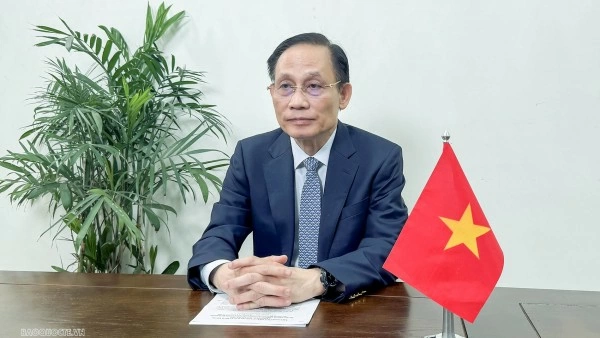 Foreign Minister Le Hoai Trung speaks at Global Town Hall 2026