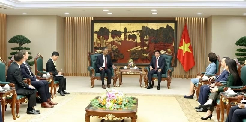 Deputy PM Nguyen Van Thang receives leader of US’s R3 Lithium Deputy PM Nguyen Van Thang receives leader of US’s R3 Lithium